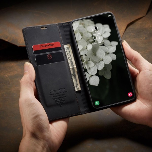 Чохол-книжка CaseMe Нубук для Samsung Galaxy S22 Plus чорний