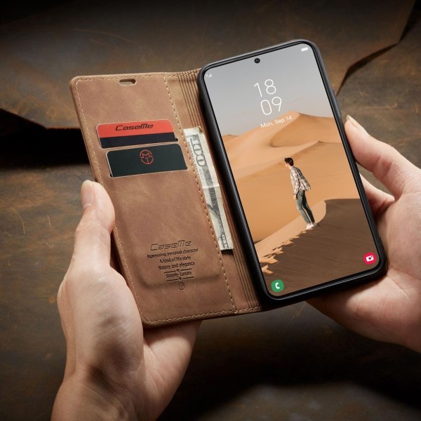 Чохол-книжка CaseMe Нубук для Samsung Galaxy S22 світло-коричневий