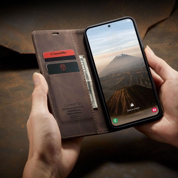 Чохол-книжка CaseMe Нубук для Samsung Galaxy S25+ темно-коричневий