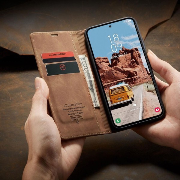 Чохол-книжка CaseMe Нубук для Samsung Galaxy S25+ світло-коричневий