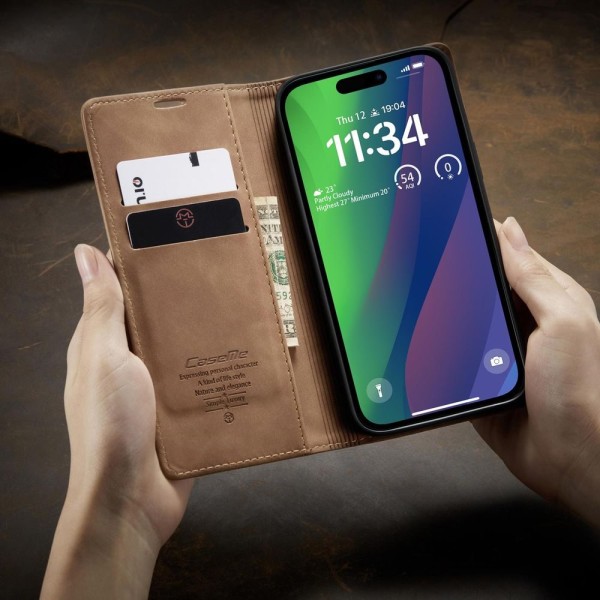 Чохол-книжка CaseMe Нубук для iPhone 15 Plus світло-коричневий