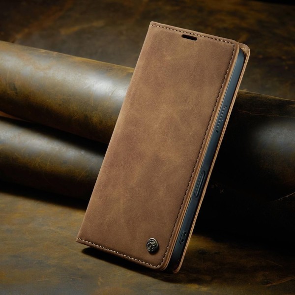 Чохол-книжка CaseMe Нубук для iPhone 16 світло-коричневий