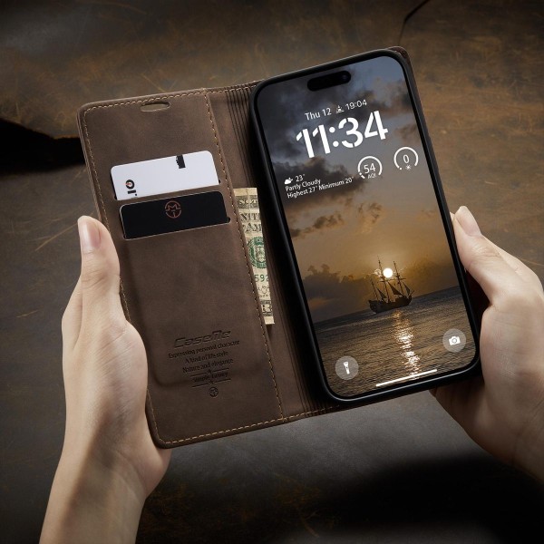 Чохол-книжка CaseMe Нубук для iPhone 17 Pro Max темно-коричневий