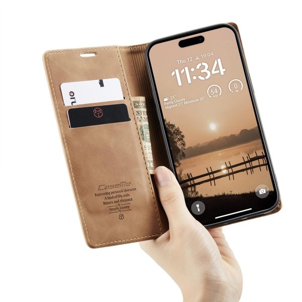Чохол-книжка CaseMe Нубук для iPhone 17 Pro світло-коричневий