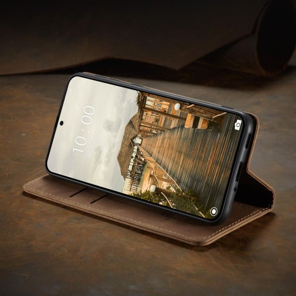 Чохол-книжка CaseMe Нубук для Xiaomi 15T Pro світло-коричневий